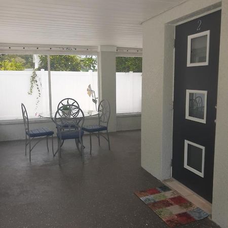 Bush Garden Park Nearby Apartments Tampa Exterior foto